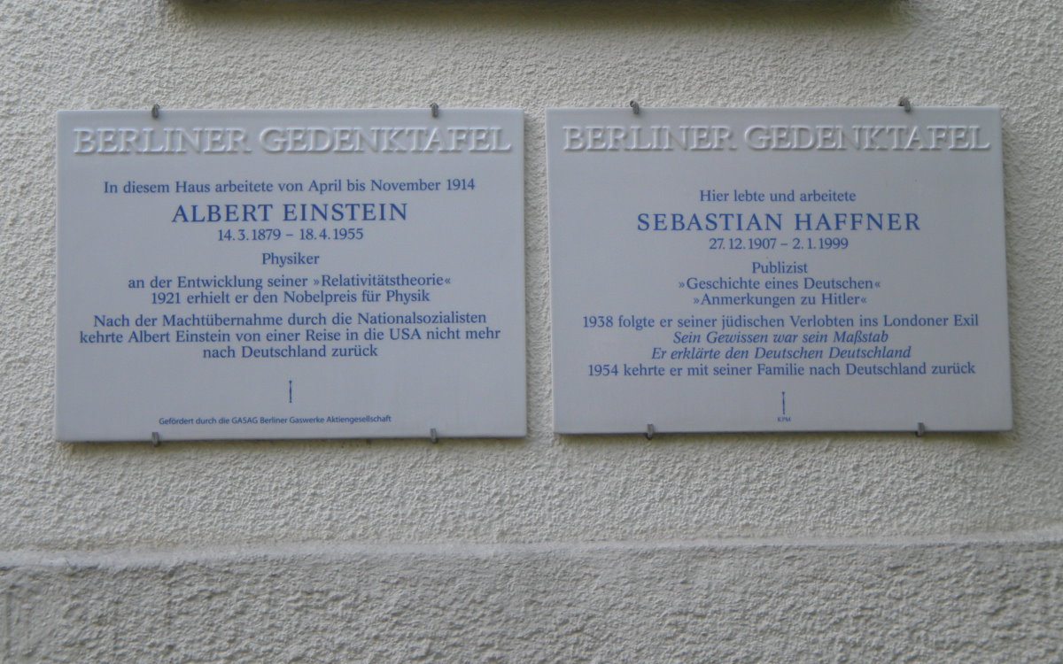 Tafeln fuer Albert Einstein und Sebastian Haffner