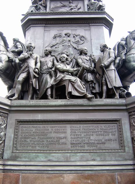 Rueckseite des Reiterdenkmals Friedrichs des Grossen