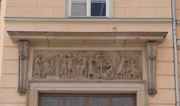 linkes Relief