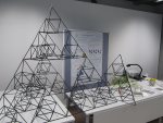 Schulprojekt: Sierpinski-Tetraeder Schulprojekt: Sierpinski-Tetraeder